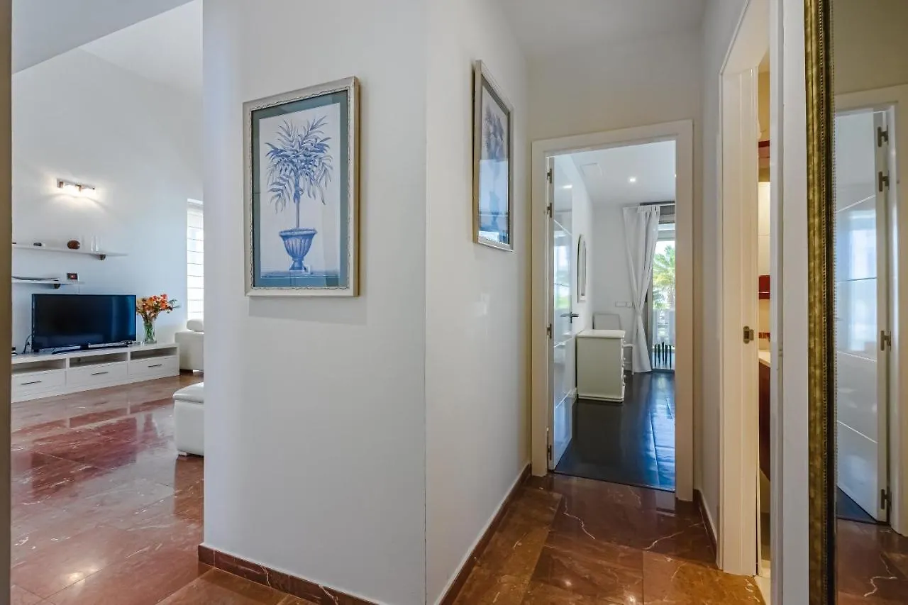 Villa Eleonora, Luxury Villa With Heated Pool Ocean View In Adeje, Tenerife 아데제