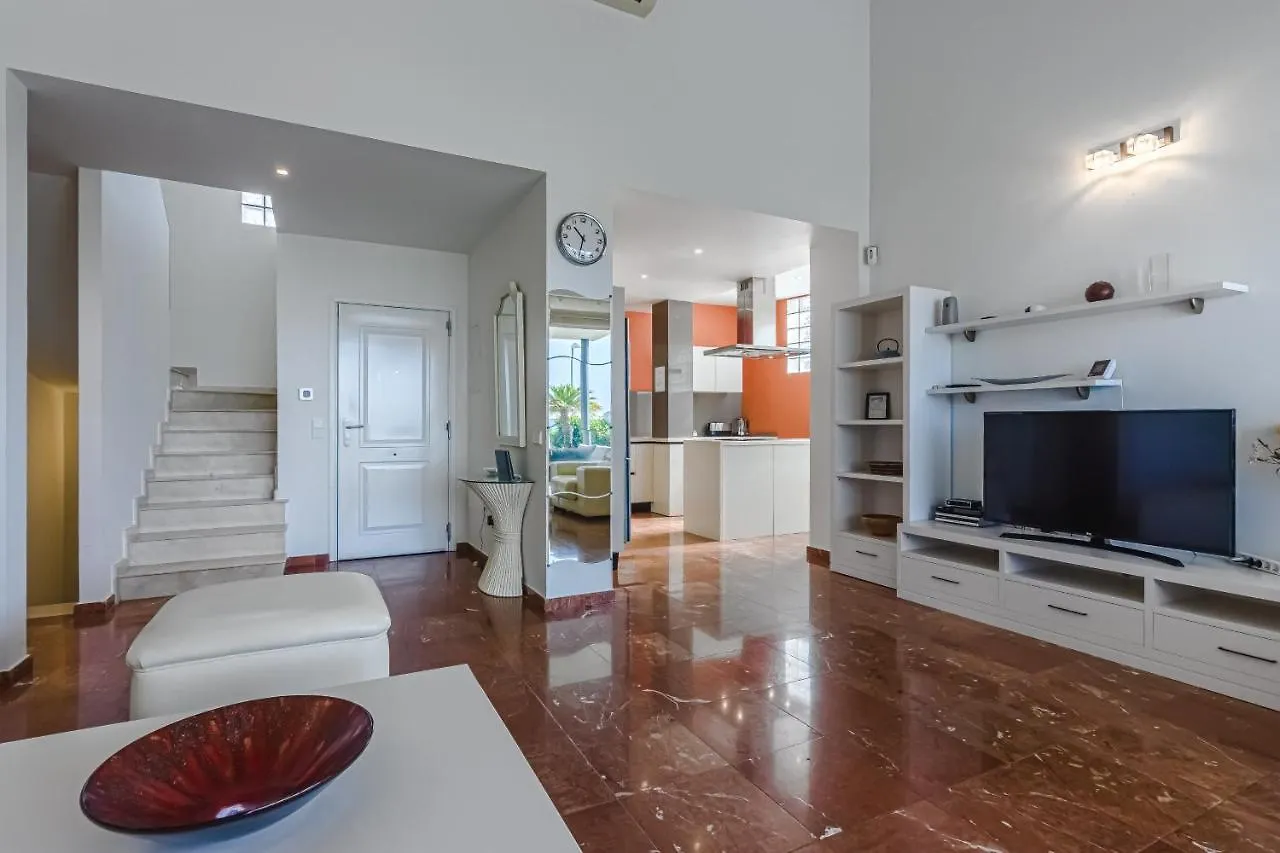 Villa Eleonora, Luxury Villa With Heated Pool Ocean View In Adeje, Tenerife 아데제 0*,  스페인
