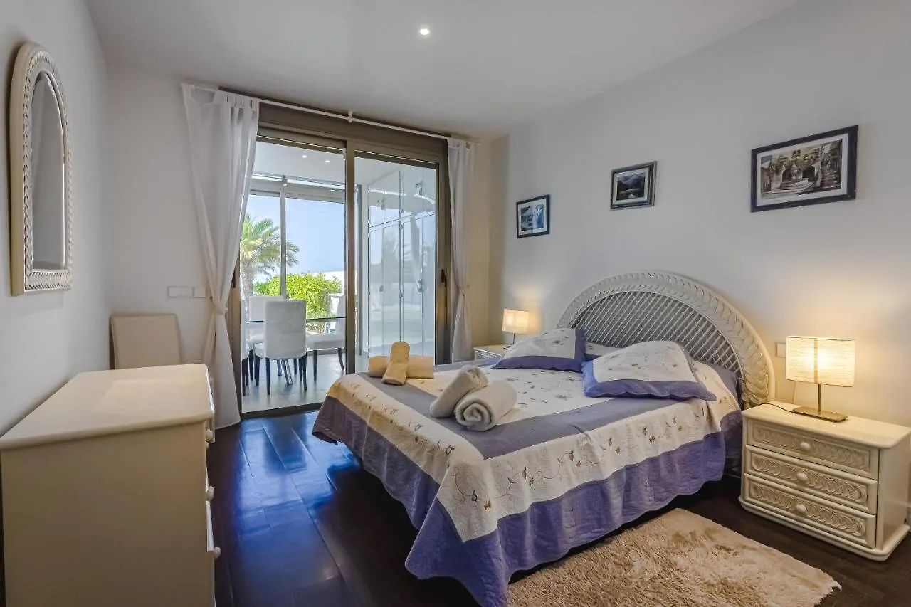 Villa Eleonora, Luxury Villa With Heated Pool Ocean View In Adeje, Tenerife 아데제